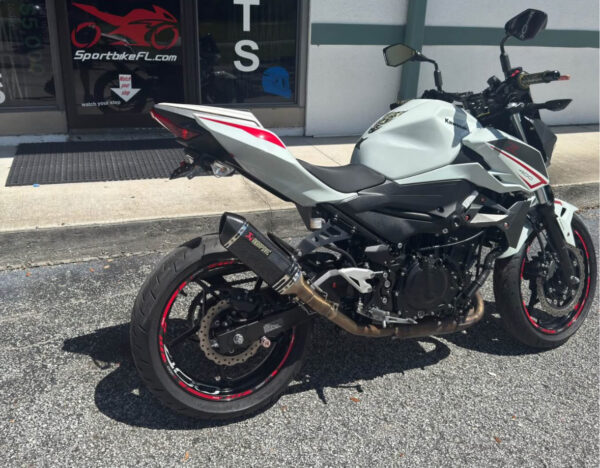 2023 Kawasaki Z400 - White - ($5,500) - Image 3