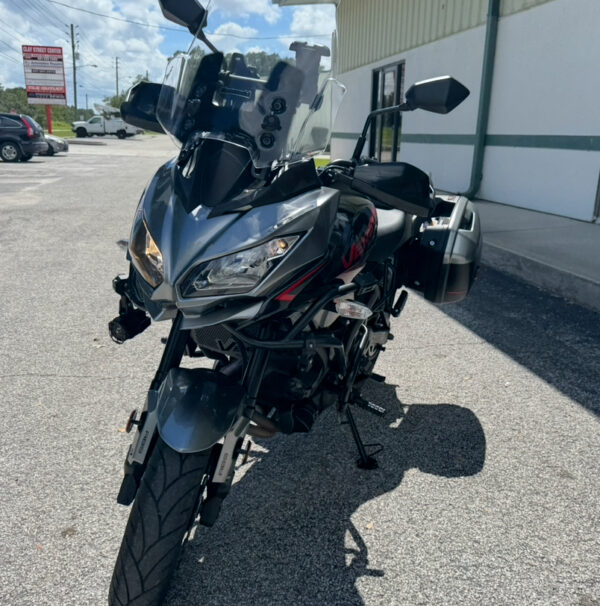 2021 KAWASAKI VERSYS 650 - Black-Red - ($6,500)